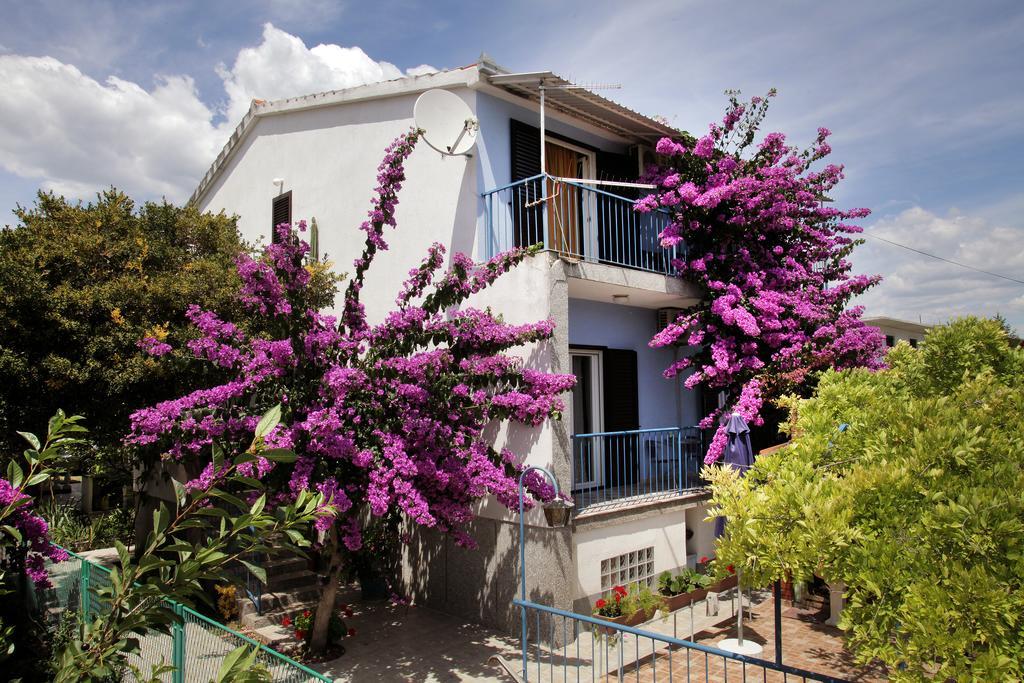 Apartments Irena Τρογκίρ Εξωτερικό φωτογραφία