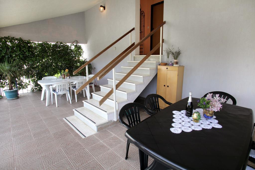 Apartments Irena Τρογκίρ Εξωτερικό φωτογραφία